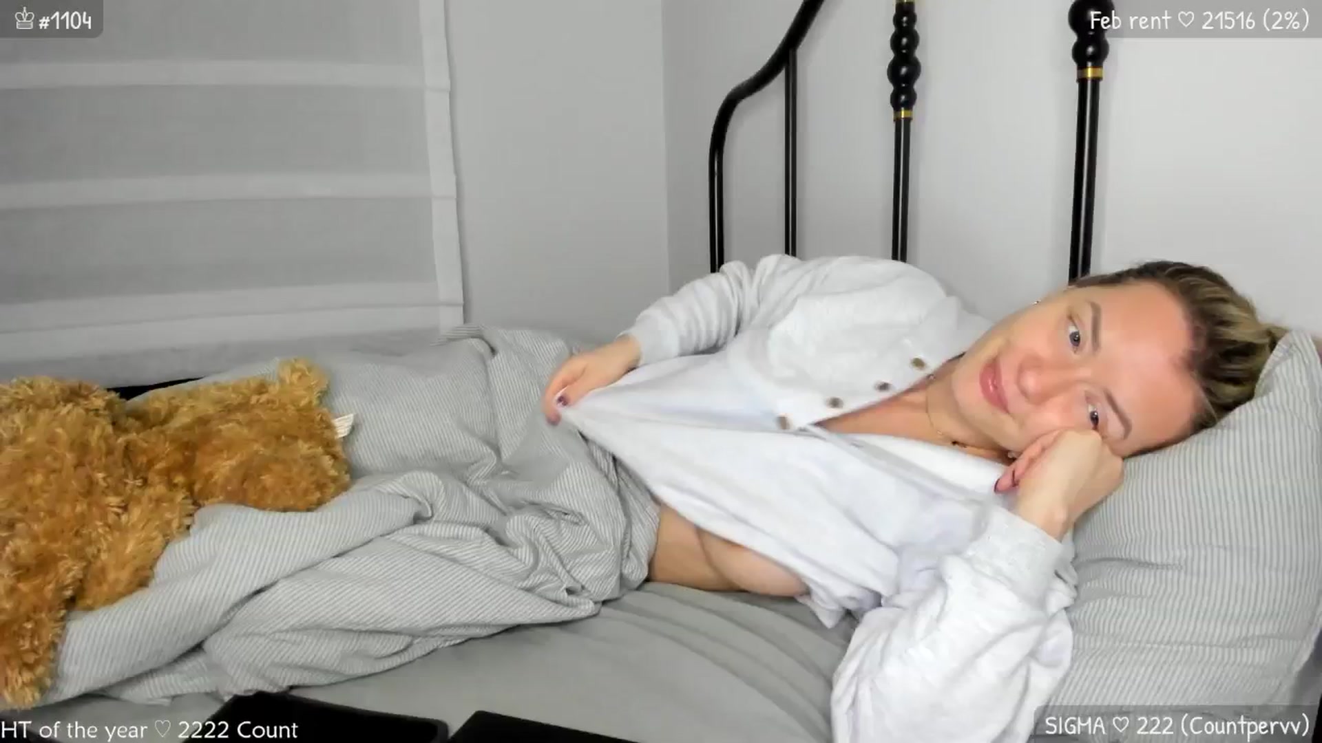 Gallery image thumbnail from MirBee's myfreecams stream on, 01/30/2025, 24:37 image 9 of 20