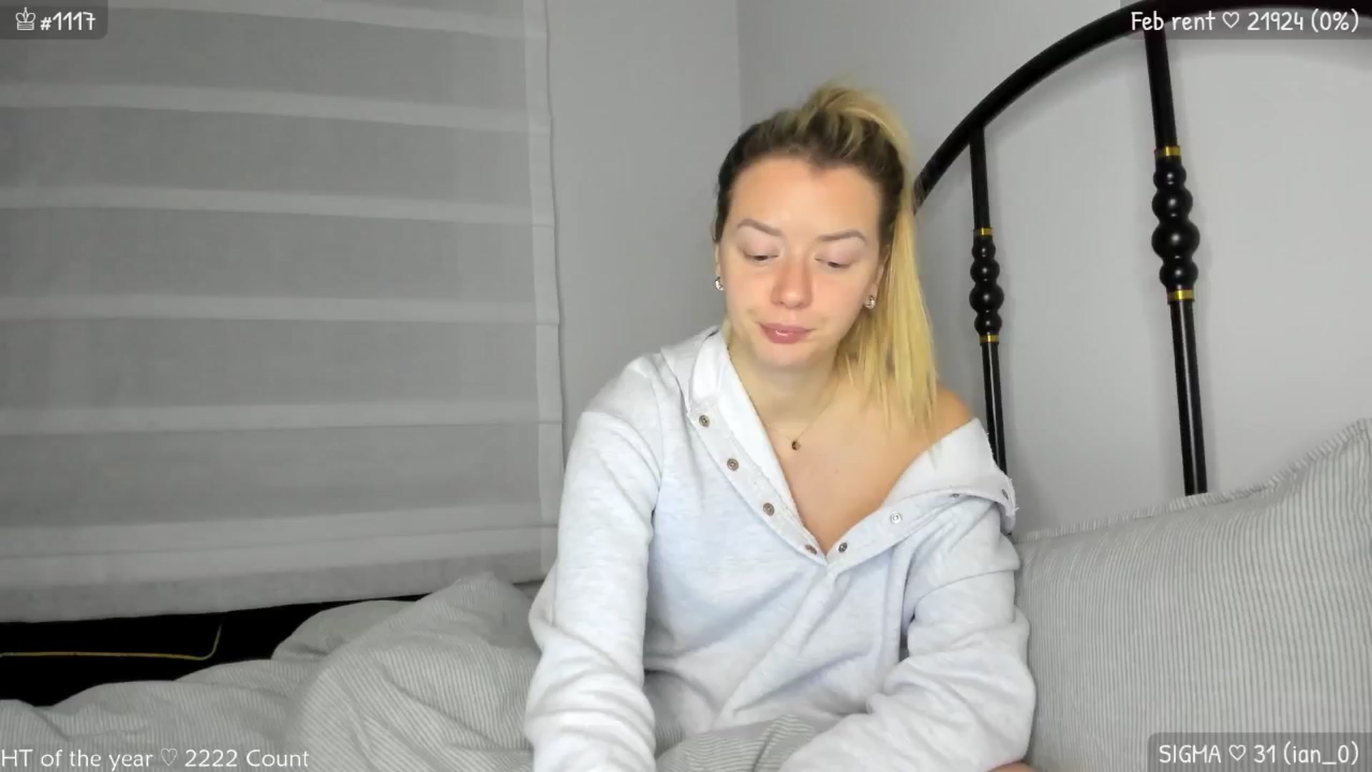 Gallery image thumbnail from MirBee's myfreecams stream on, 01/30/2025, 24:37 image 3 of 20