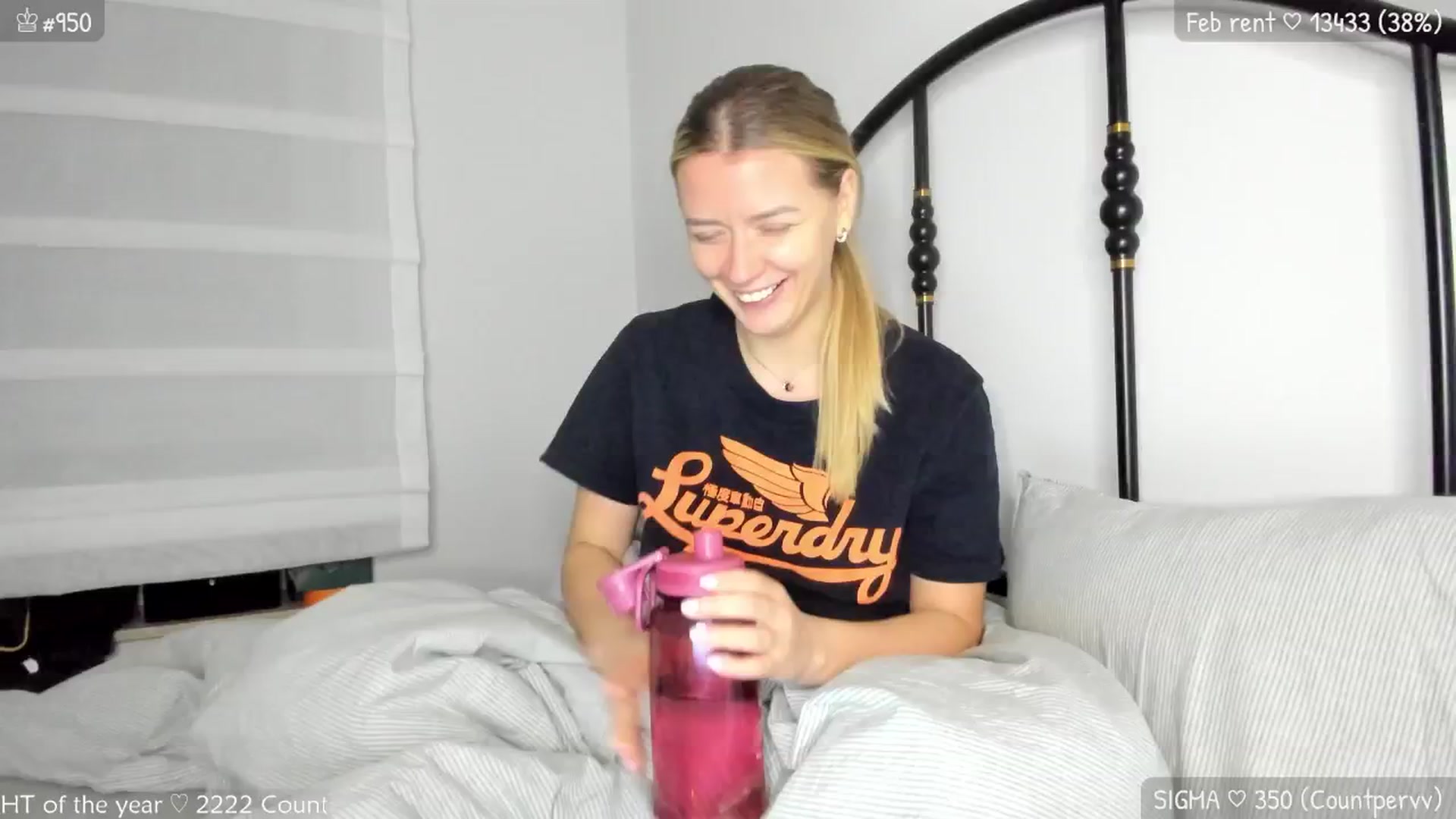 Gallery image thumbnail from MirBee's myfreecams stream on, 01/31/2025, 24:02 image 11 of 20