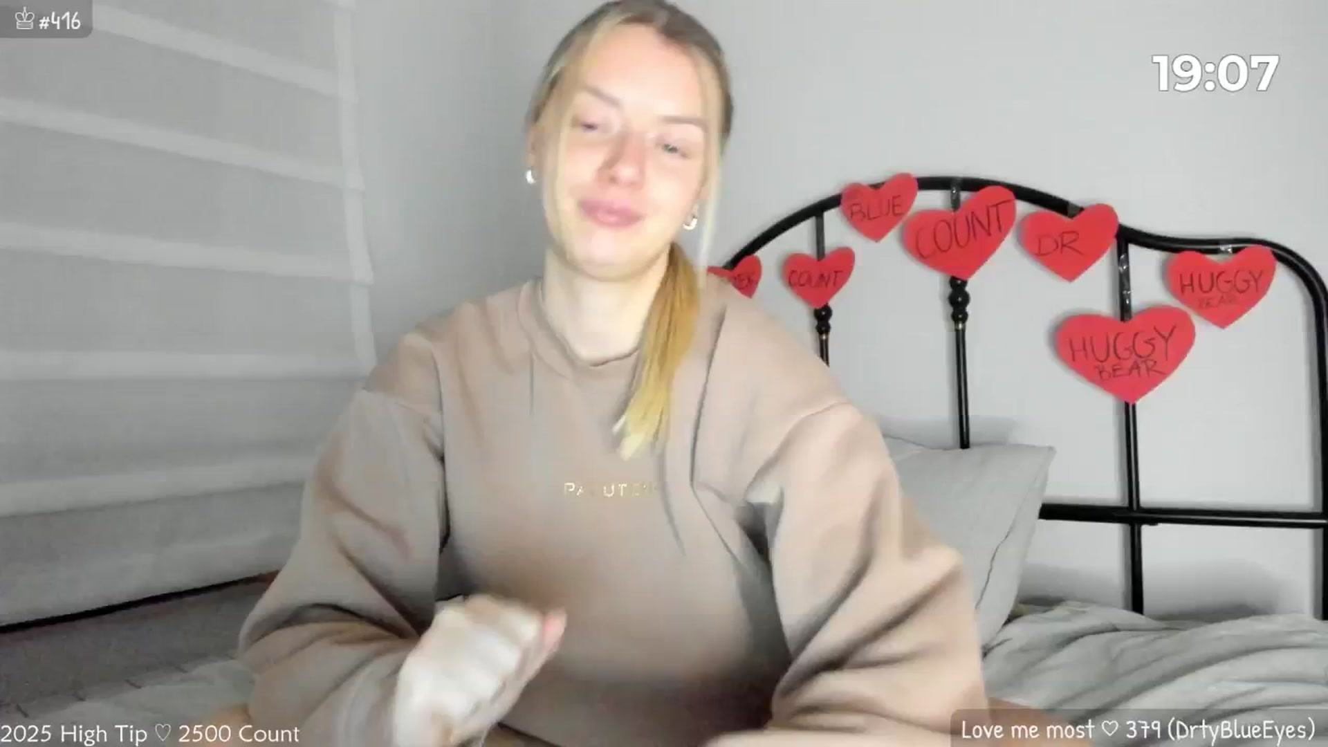 Gallery image thumbnail from MirBee's myfreecams stream on, 02/14/2025, 01:53 image 16 of 20