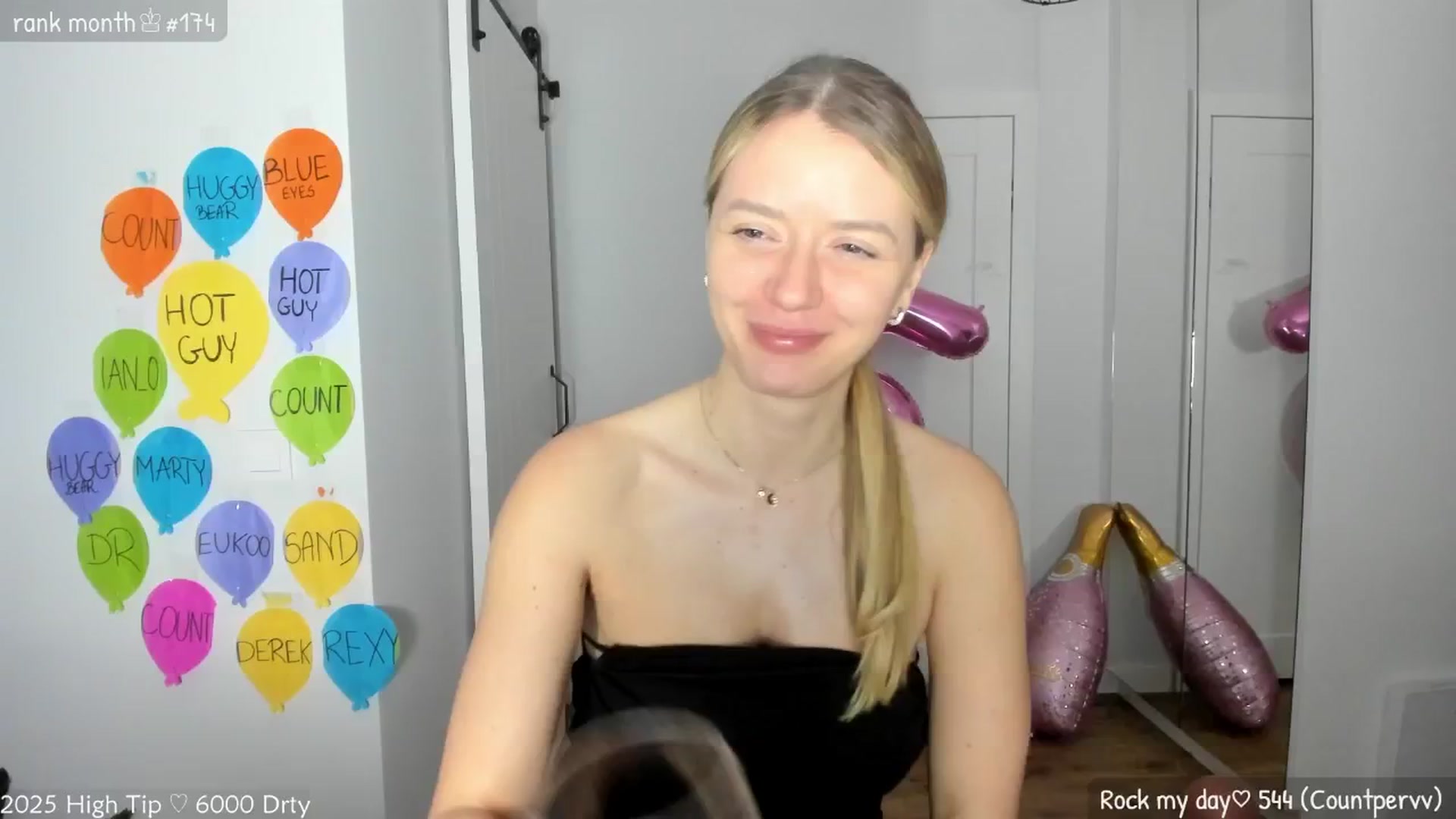 Gallery image thumbnail from MirBee's myfreecams stream on, 03/13/2025, 02:15 image 11 of 20