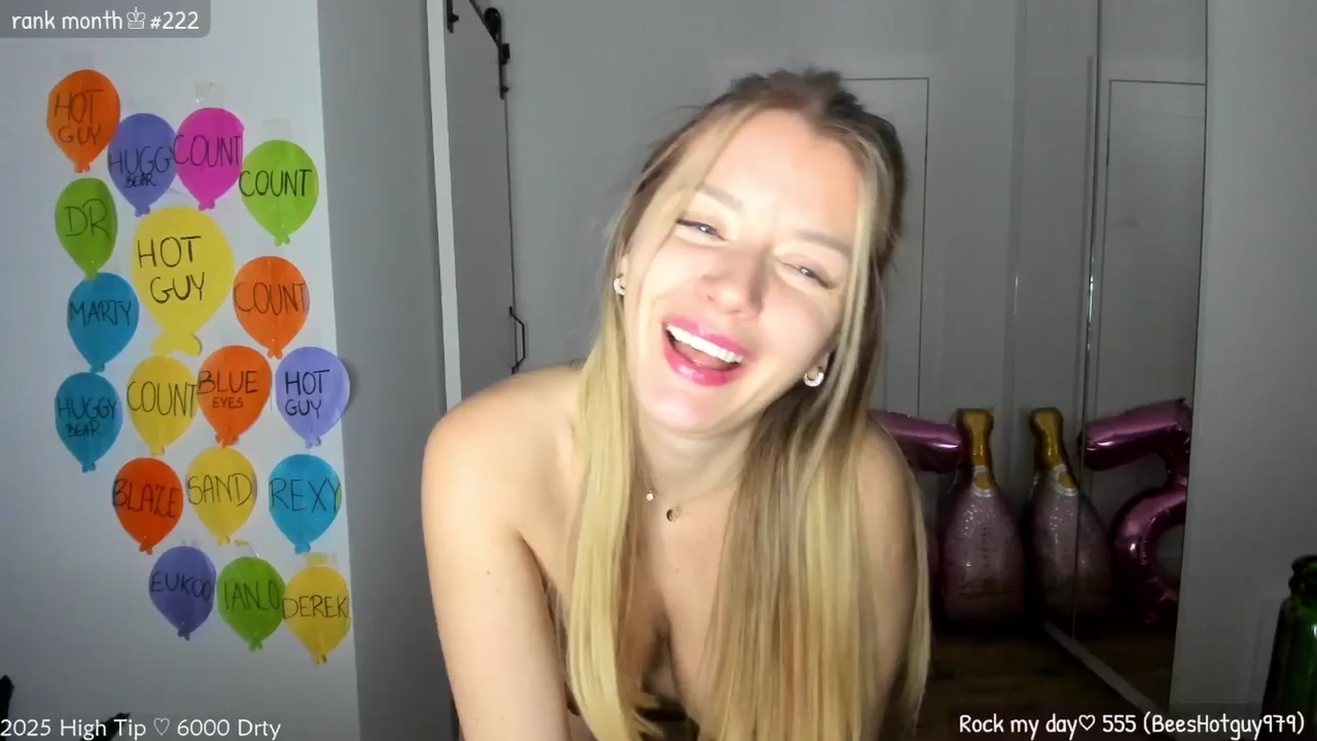 Gallery image thumbnail from MirBee's myfreecams stream on, 03/18/2025, 03:05 image 15 of 20