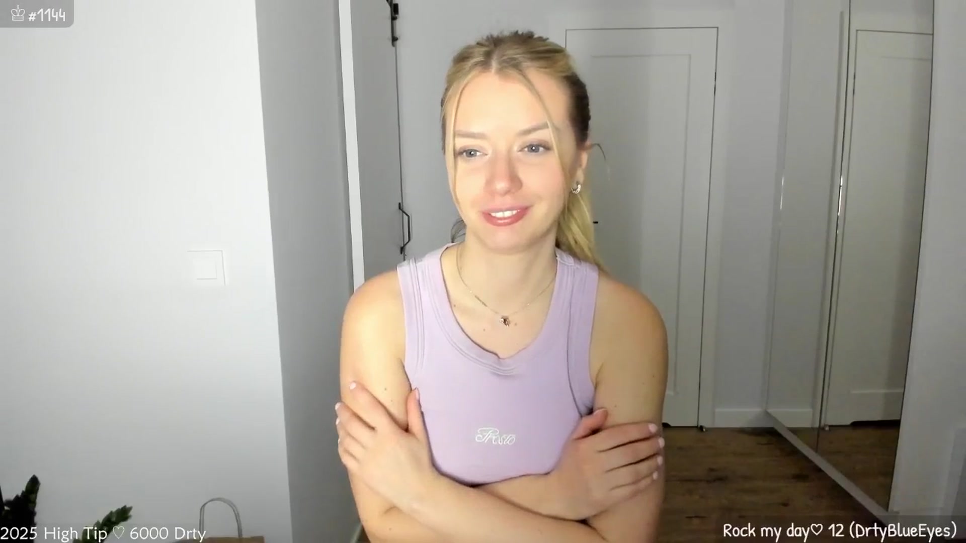 Gallery image thumbnail from MirBee's myfreecams stream on, 04/03/2025, 22:41 image 12 of 20