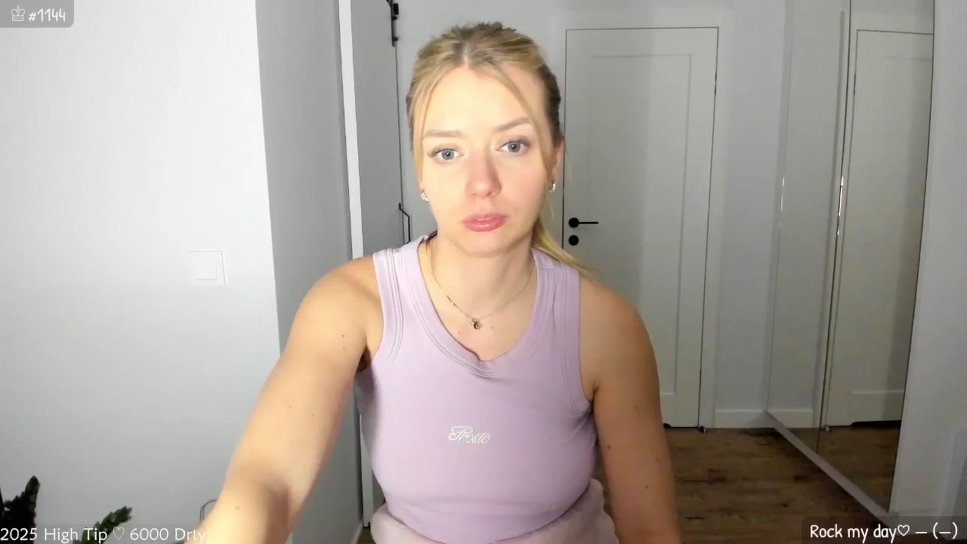 Gallery image thumbnail from MirBee's myfreecams stream on, 04/03/2025, 22:41 image 9 of 20
