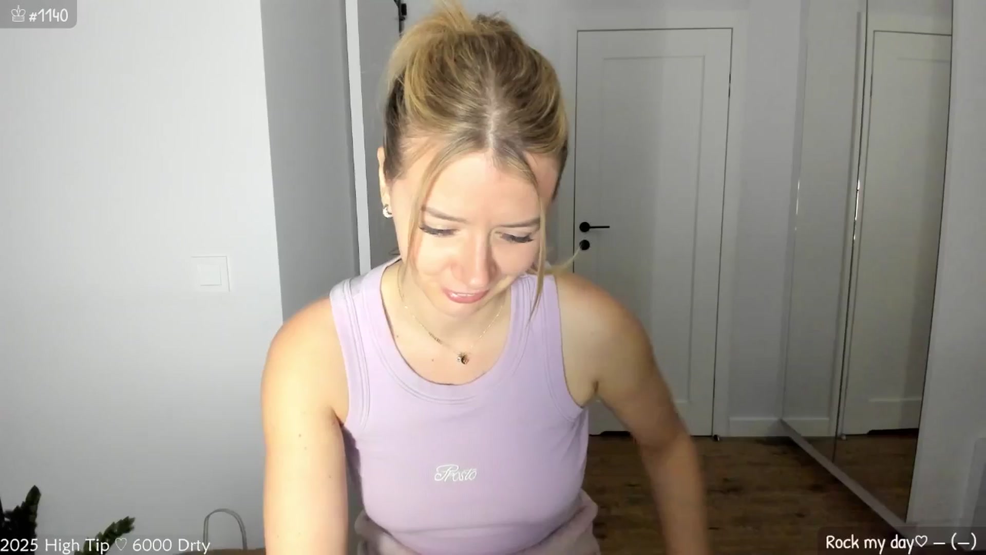Gallery image thumbnail from MirBee's myfreecams stream on, 04/03/2025, 22:41 image 6 of 20