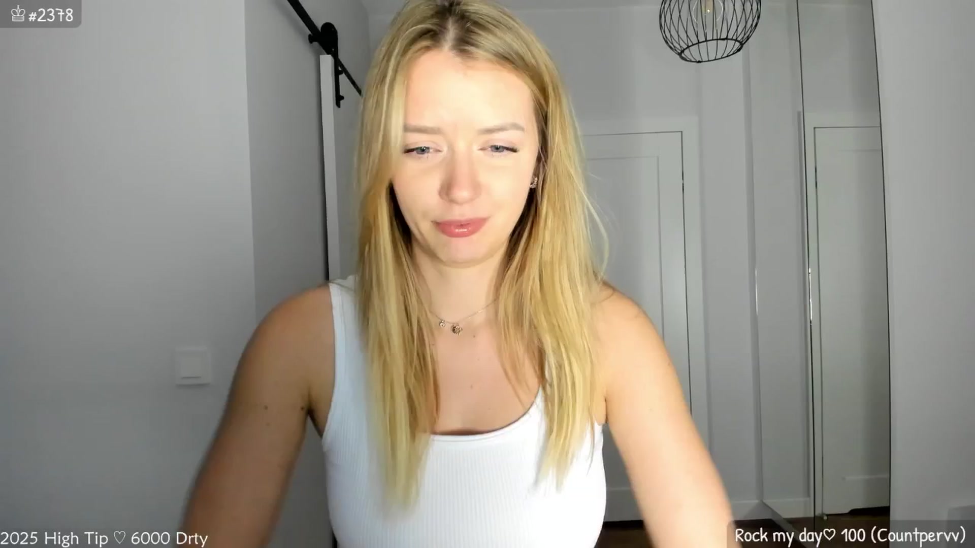 Gallery image thumbnail from MirBee's myfreecams stream on, 04/16/2025, 01:16 image 6 of 20