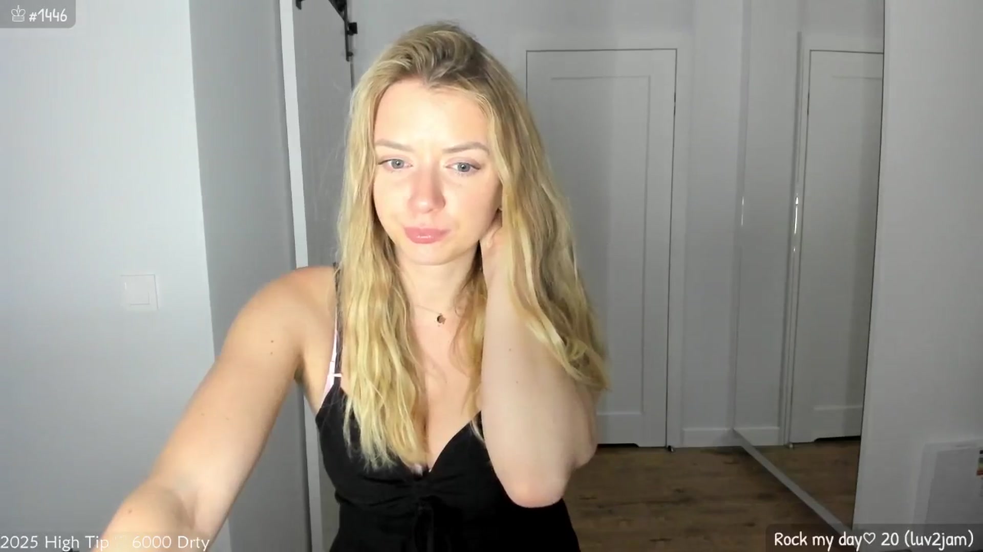 Gallery image thumbnail from MirBee's myfreecams stream on, 04/21/2025, 24:02 image 5 of 20
