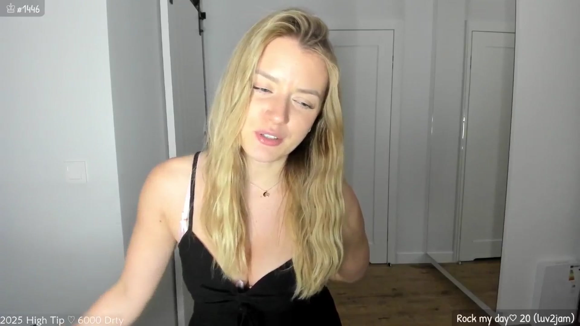 Gallery image thumbnail from MirBee's myfreecams stream on, 04/21/2025, 24:02 image 2 of 20