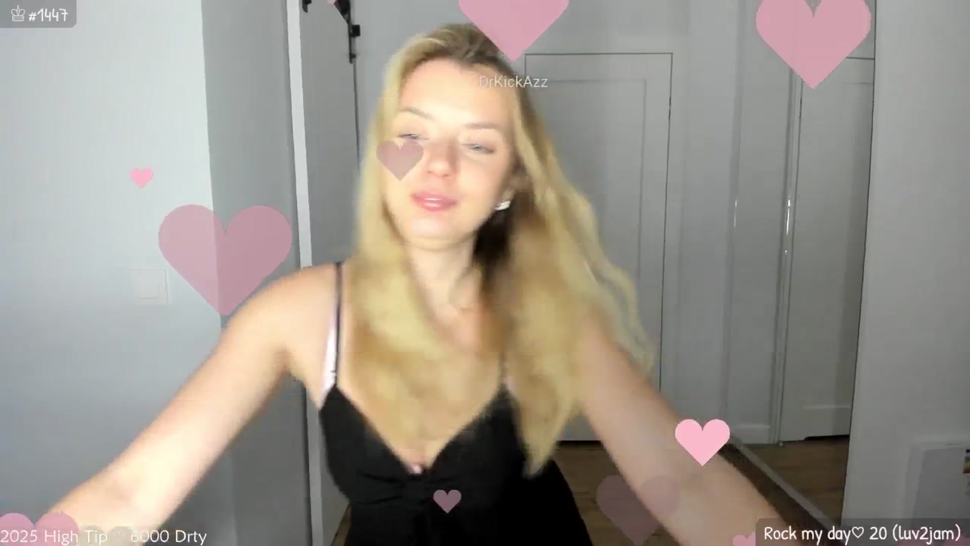 Gallery image thumbnail from MirBee's myfreecams stream on, 04/21/2025, 24:02 image 10 of 20