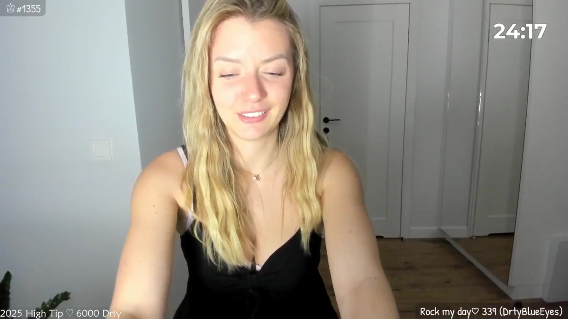 Gallery image thumbnail from MirBee's myfreecams stream on, 04/21/2025, 01:30 image 15 of 20