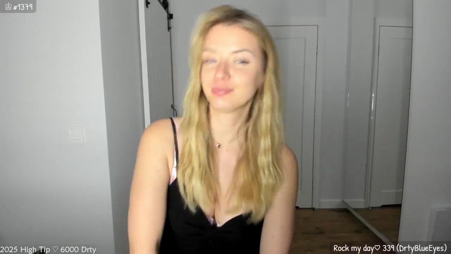 Gallery image thumbnail from MirBee's myfreecams stream on, 04/21/2025, 01:30 image 11 of 20