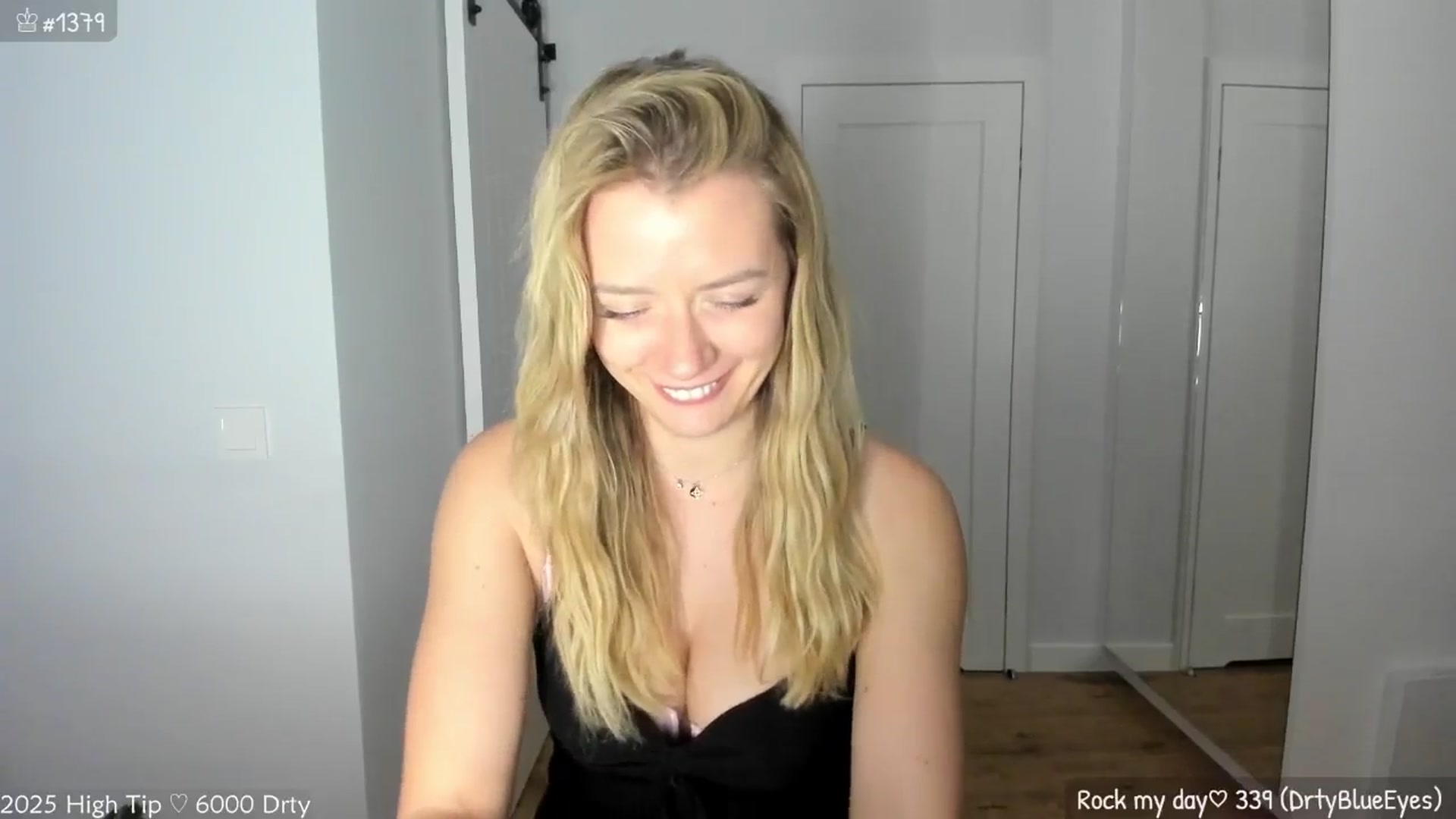 Gallery image thumbnail from MirBee's myfreecams stream on, 04/21/2025, 01:30 image 10 of 20
