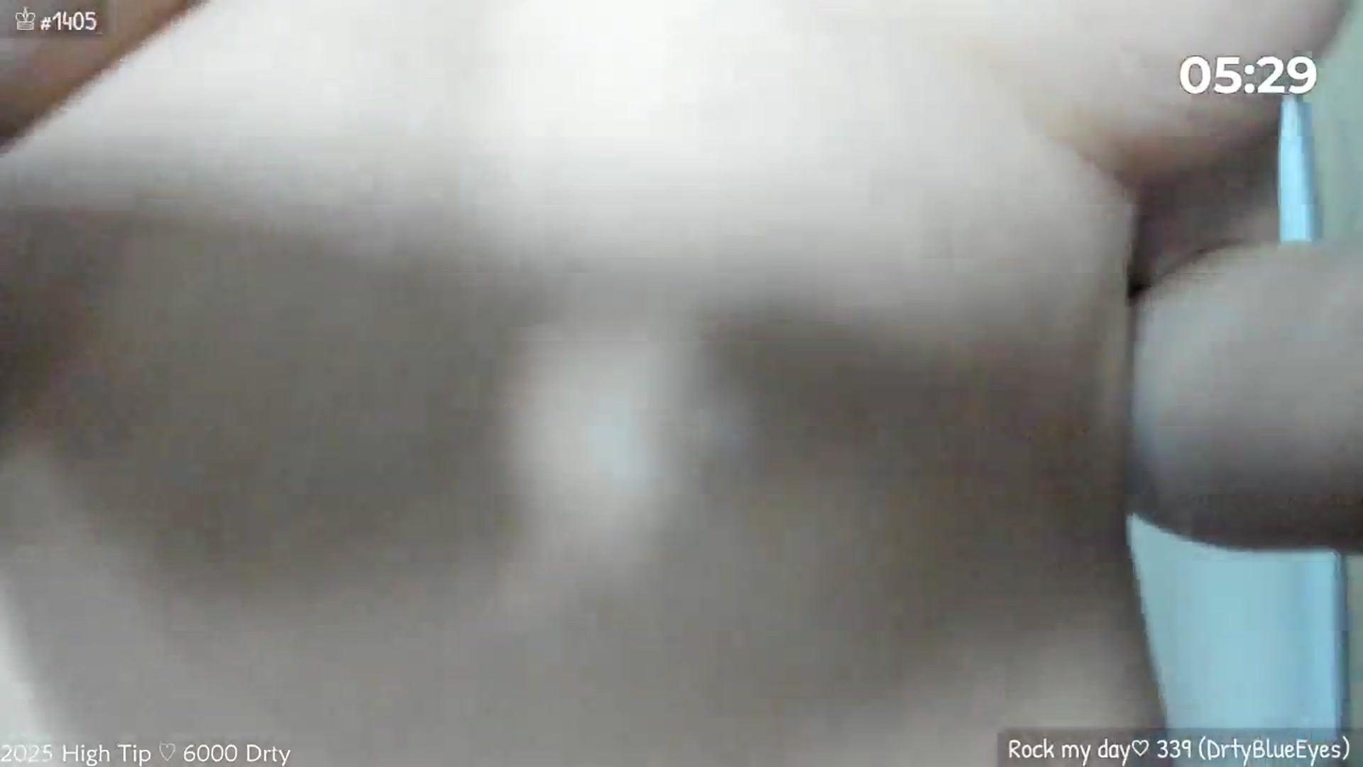 Gallery image thumbnail from MirBee's myfreecams stream on, 04/21/2025, 01:30 image 4 of 20