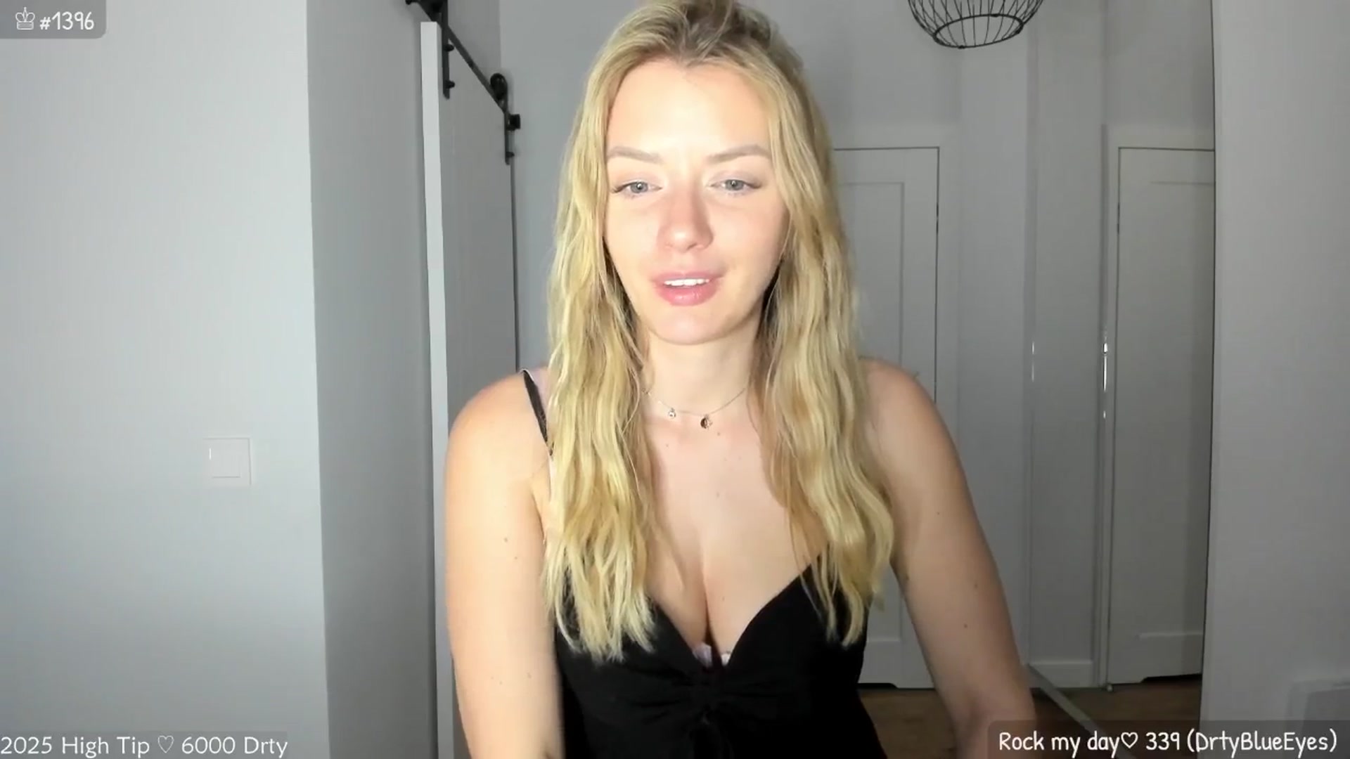 Gallery image thumbnail from MirBee's myfreecams stream on, 04/21/2025, 01:30 image 7 of 20