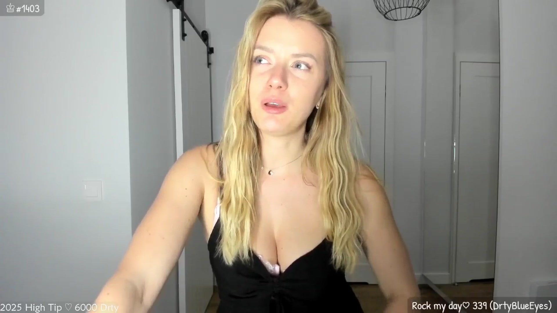 Gallery image thumbnail from MirBee's myfreecams stream on, 04/21/2025, 01:30 image 6 of 20