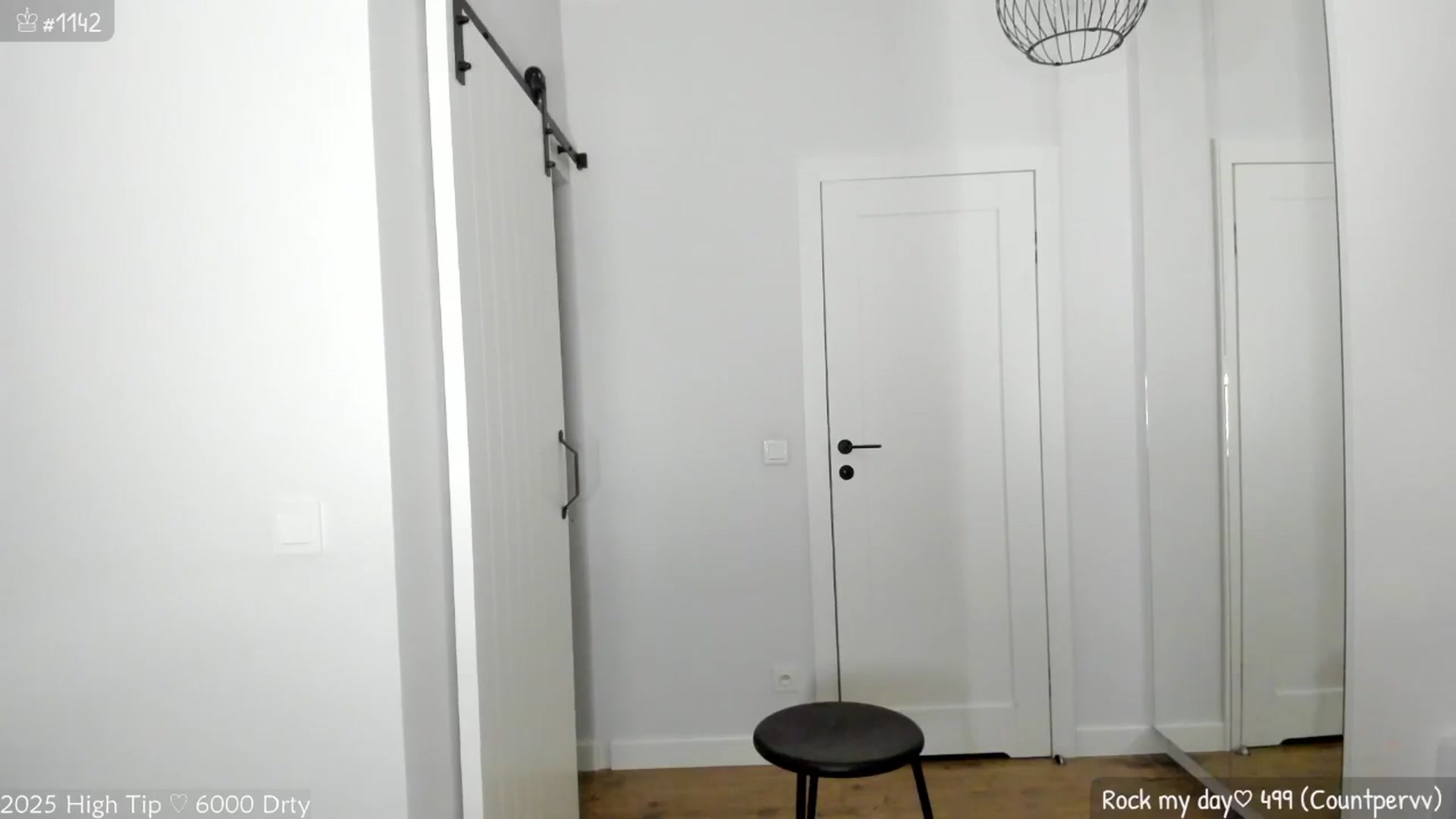 Gallery image thumbnail from MirBee's myfreecams stream on, 04/23/2025, 01:49 image 12 of 20