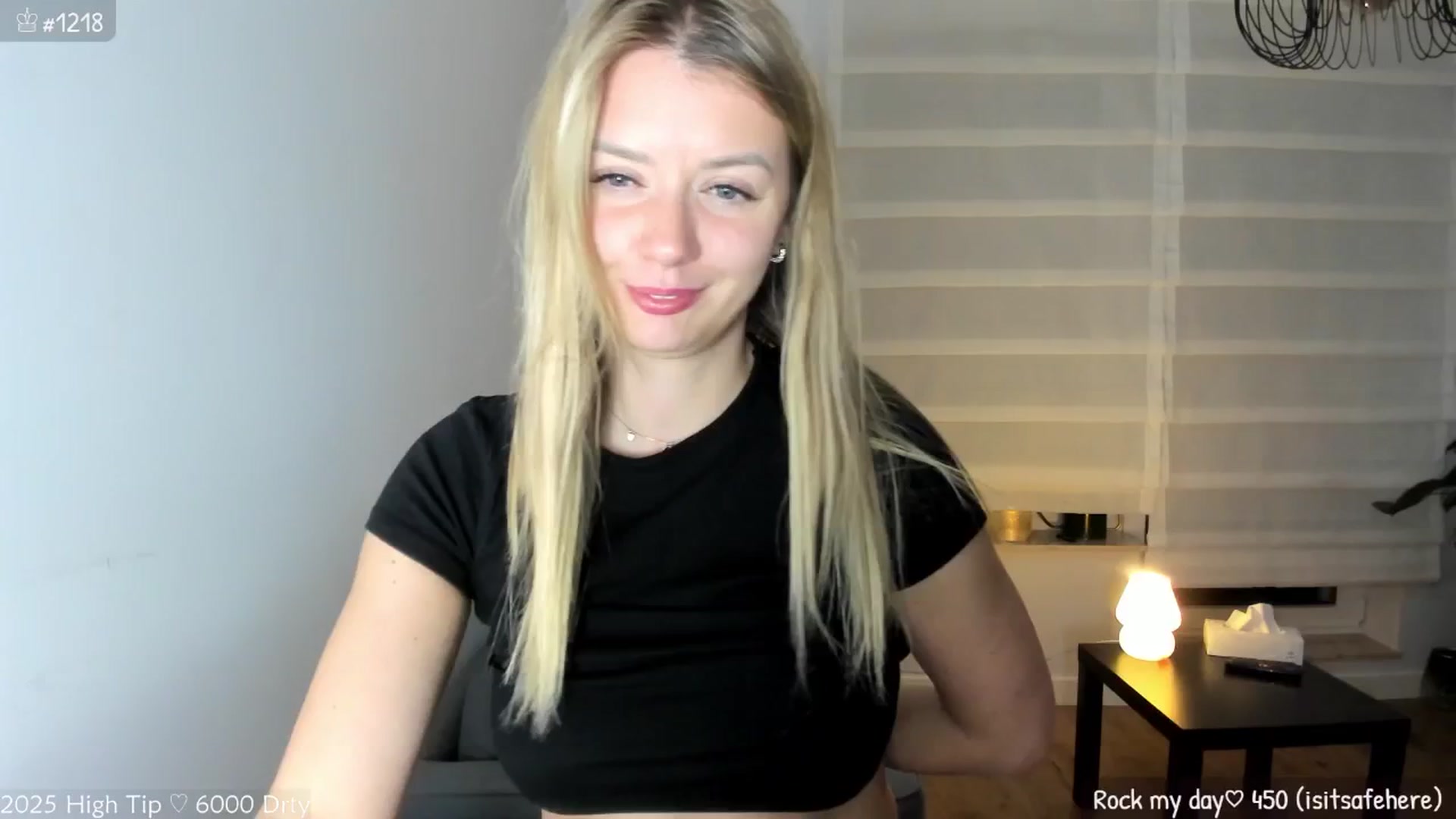 Gallery image thumbnail from MirBee's myfreecams stream on, 05/21/2025, 01:42 image 1 of 20