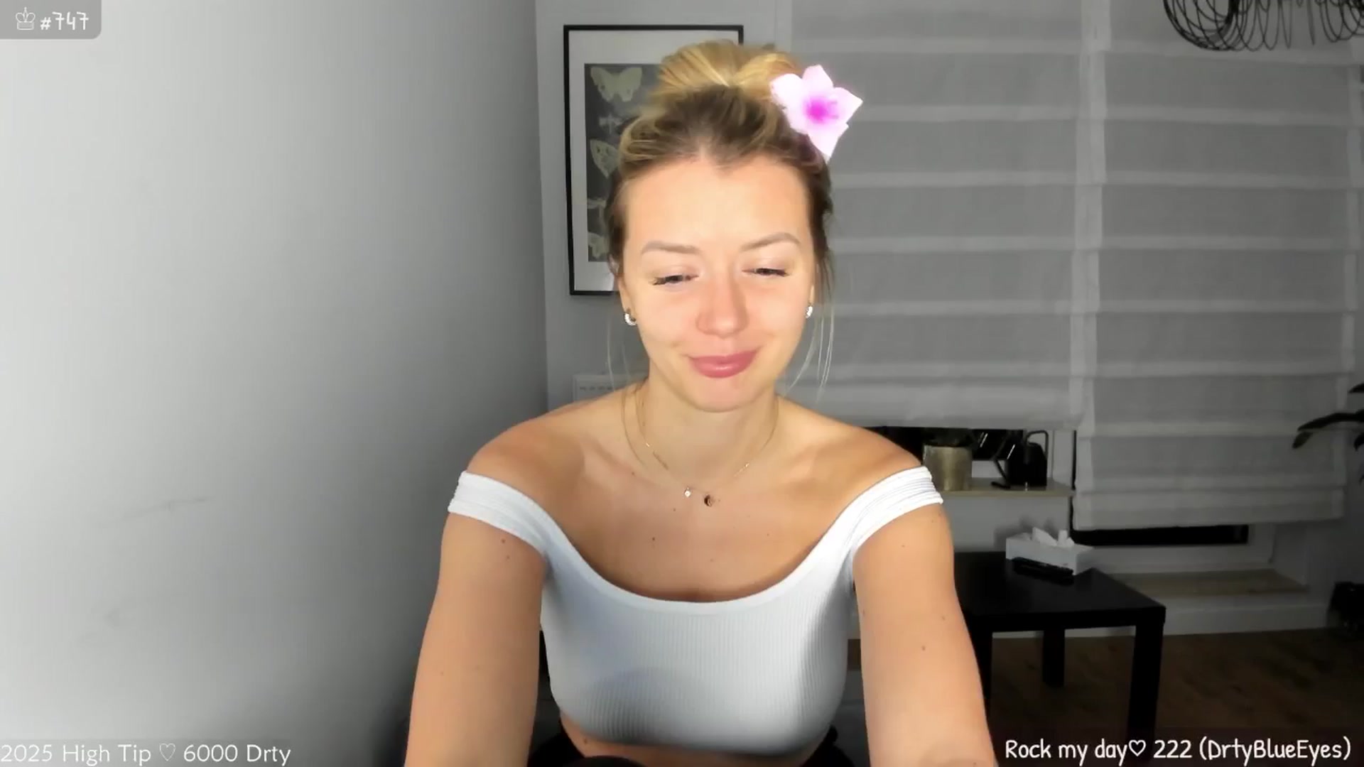 Gallery image thumbnail from MirBee's myfreecams stream on, 05/27/2025, 23:46 image 3 of 20