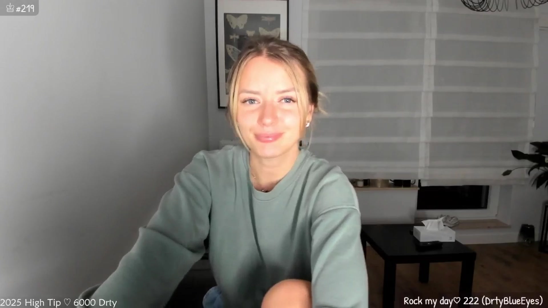 Gallery image thumbnail from MirBee's myfreecams stream on, 06/05/2025, 23:24 image 4 of 20