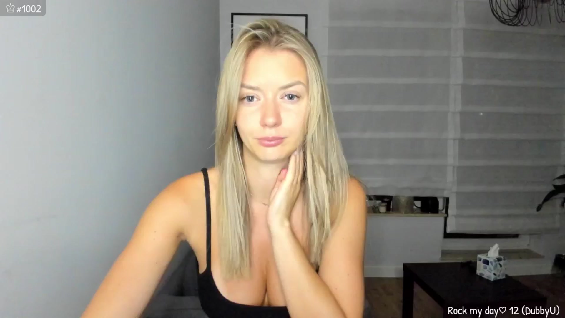Gallery image thumbnail from MirBee's myfreecams stream on, 06/19/2025, 24:58 image 4 of 20