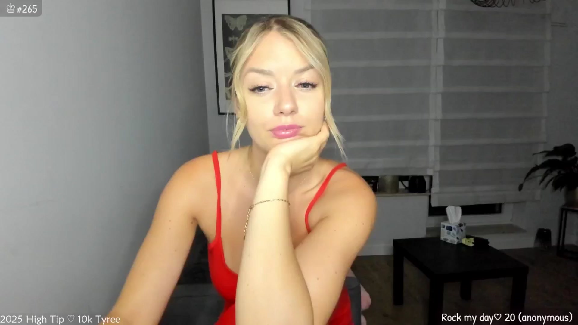 Gallery image thumbnail from MirBee's myfreecams stream on, 06/26/2025, 24:57 image 1 of 20