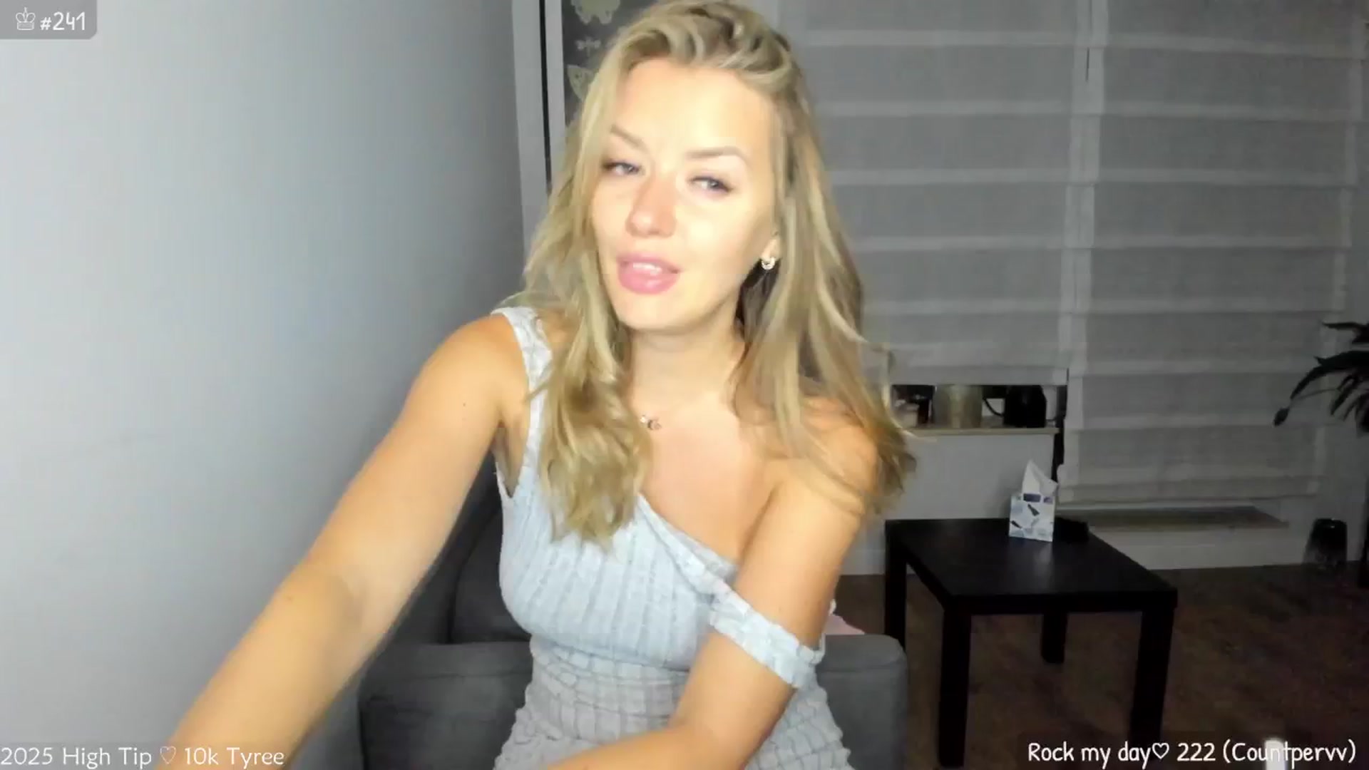 Gallery image thumbnail from MirBee's myfreecams stream on, 06/26/2025, 22:19 image 17 of 20