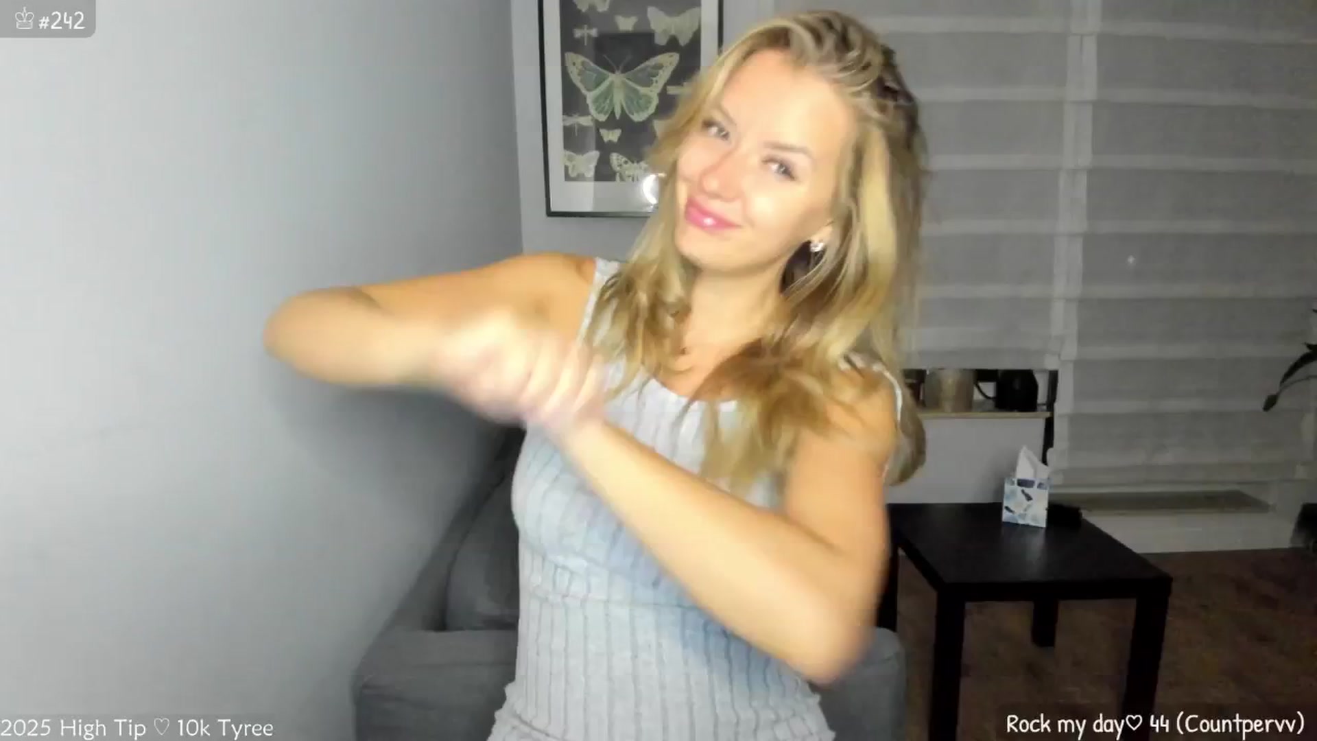 Gallery image thumbnail from MirBee's myfreecams stream on, 06/26/2025, 22:19 image 1 of 20