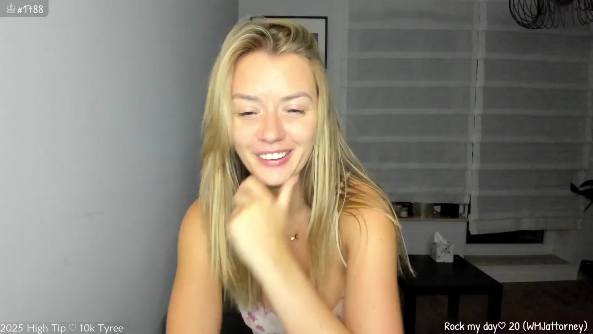 Gallery image thumbnail from MirBee's myfreecams stream on, 07/21/2025, 01:04 image 3 of 20
