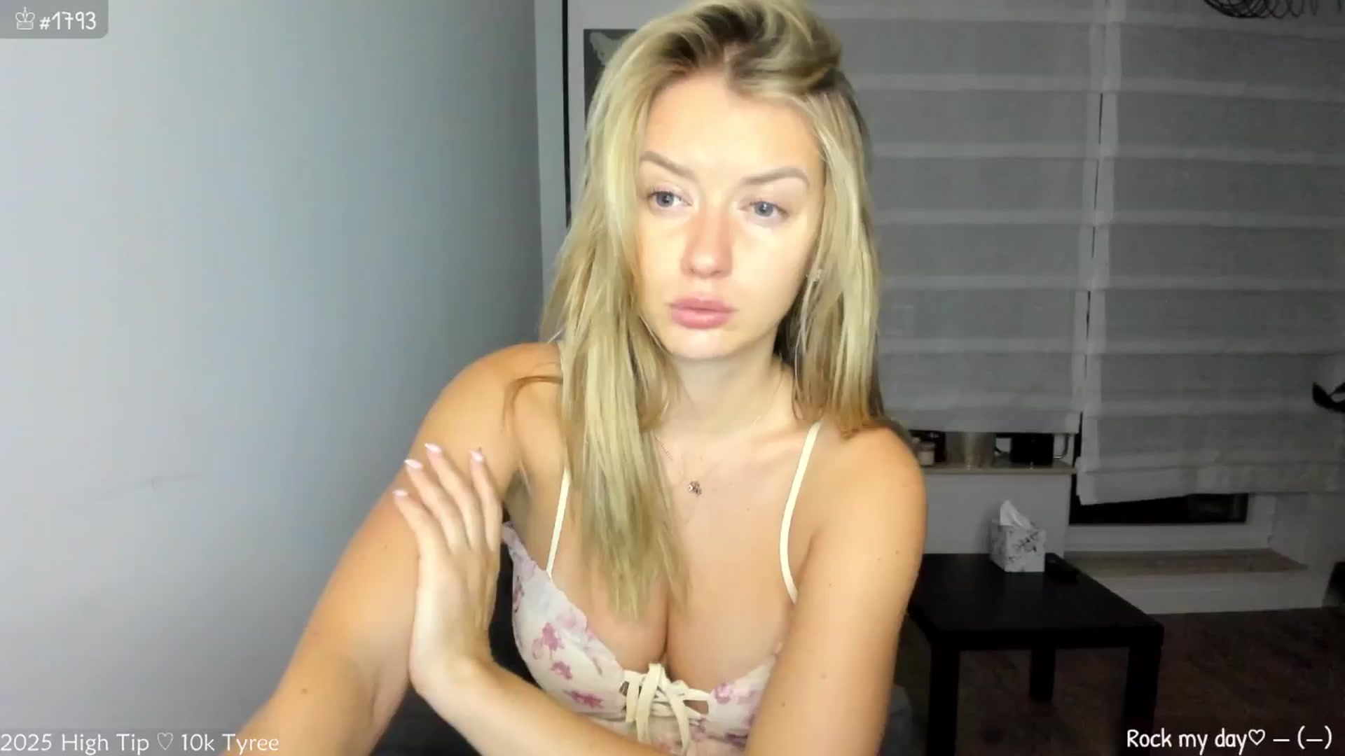 Gallery image thumbnail from MirBee's myfreecams stream on, 07/21/2025, 01:04 image 1 of 20