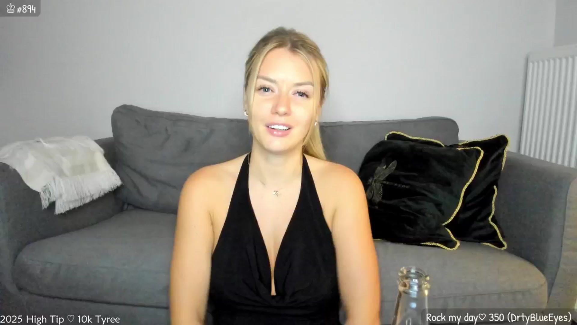 Gallery image thumbnail from MirBee's myfreecams stream on, 07/28/2025, 23:56 image 4 of 20