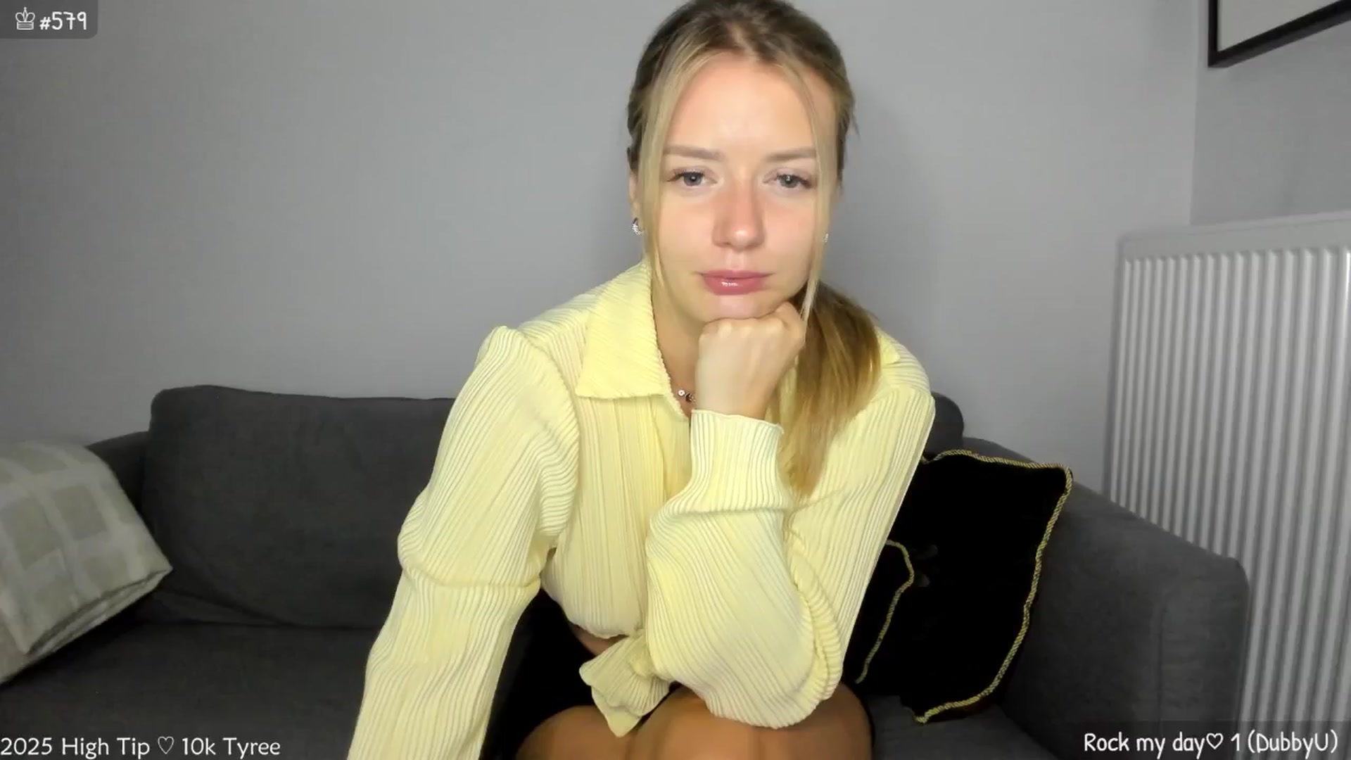 Gallery image thumbnail from MirBee's myfreecams stream on, 08/01/2025, 24:17 image 1 of 20