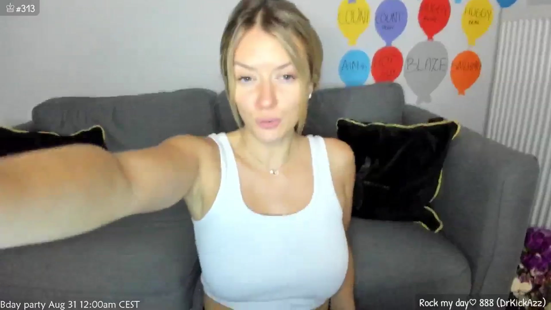 Gallery image thumbnail from MirBee's myfreecams stream on, 08/16/2025, 24:02 image 19 of 20