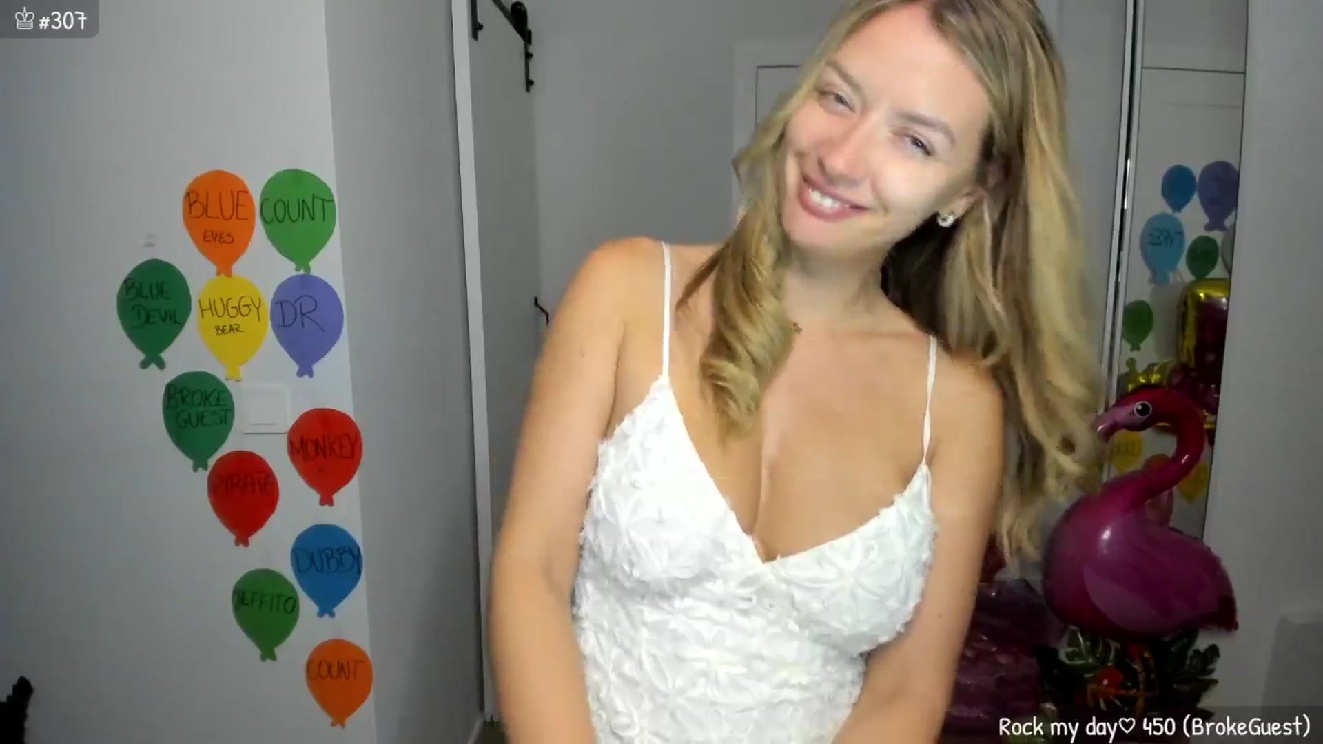 Gallery image thumbnail from MirBee's myfreecams stream on, 09/01/2025, 01:27 image 9 of 20