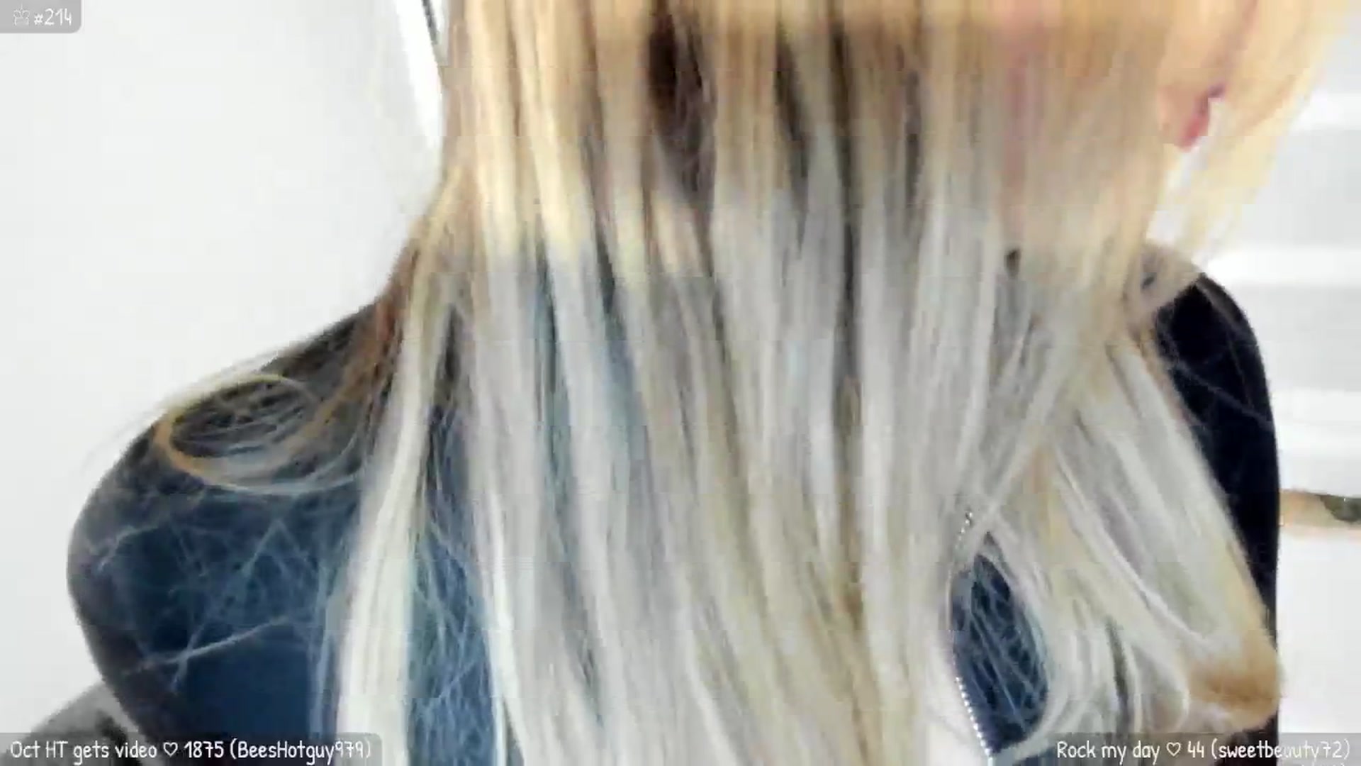 Gallery image thumbnail from MirBee's myfreecams stream on, 10/14/2025, 16:43 image 16 of 20