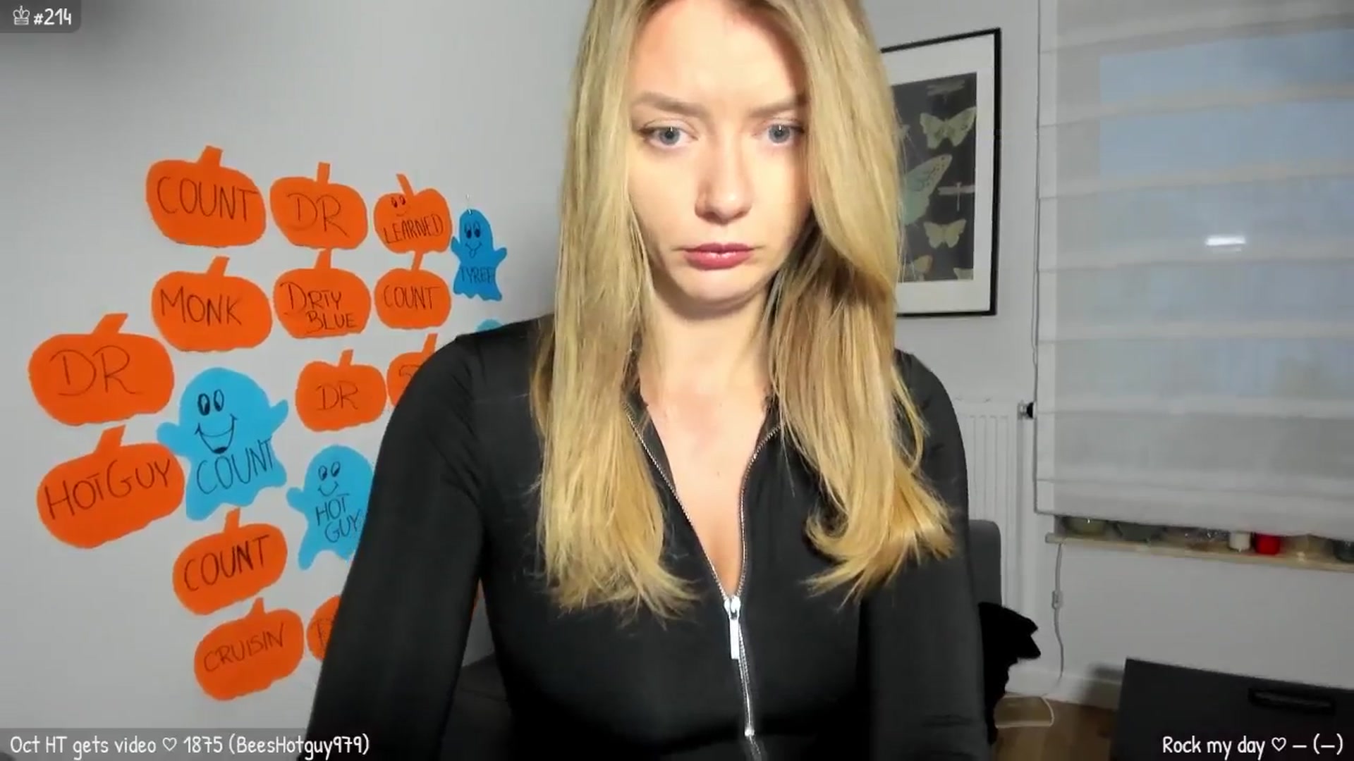 Gallery image thumbnail from MirBee's myfreecams stream on, 10/14/2025, 16:43 image 2 of 20