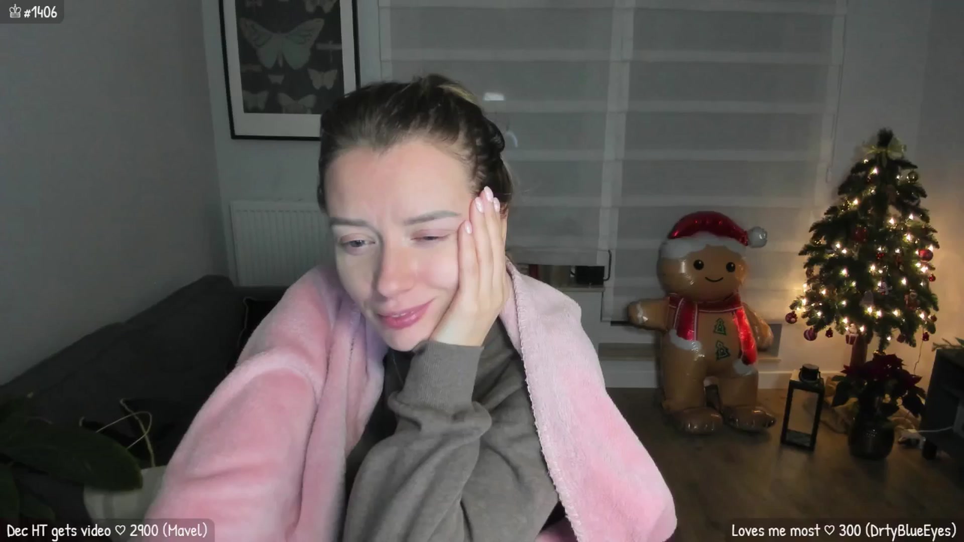 Gallery image thumbnail from MirBee's myfreecams stream on, 12/17/2025, 01:43 image 12 of 20