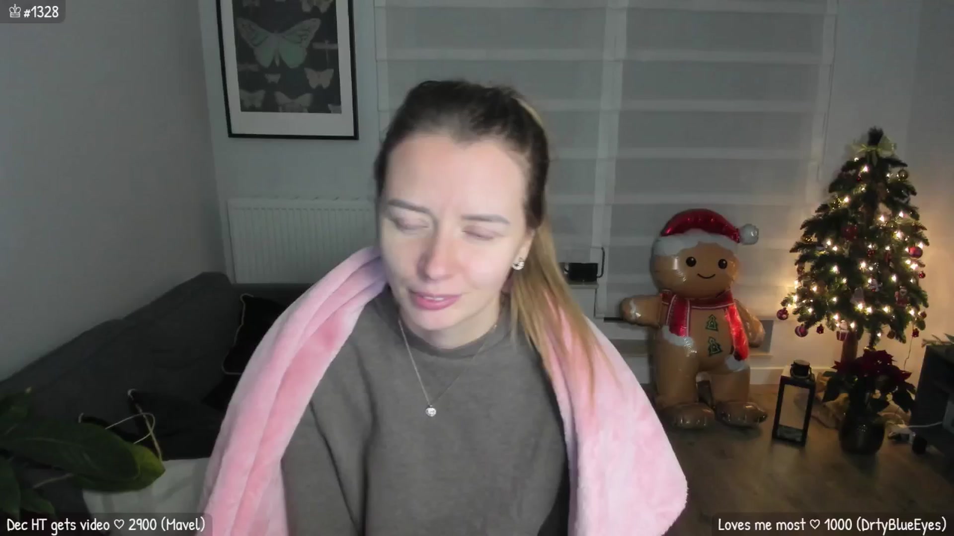Gallery image thumbnail from MirBee's myfreecams stream on, 12/17/2025, 02:59 image 1 of 20