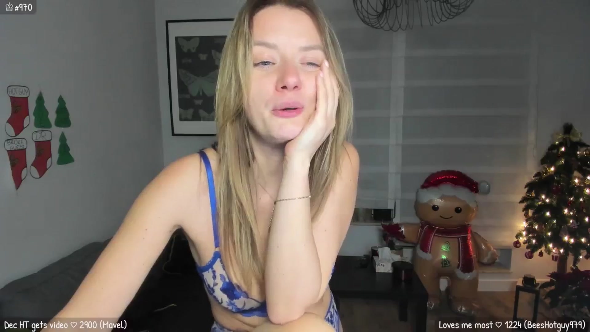 Gallery image thumbnail from MirBee's myfreecams stream on, 12/21/2025, 04:24 image 5 of 20