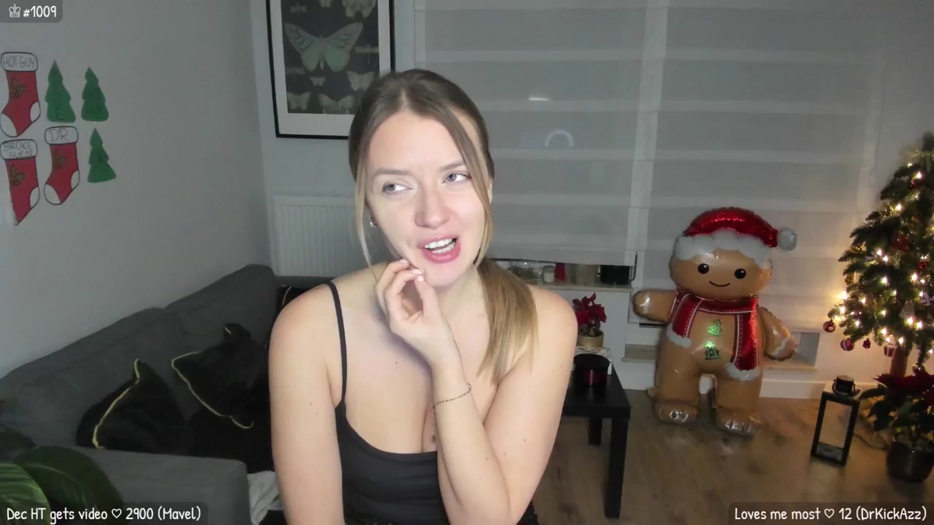 Gallery image thumbnail from MirBee's myfreecams stream on, 12/22/2025, 24:58 image 3 of 20