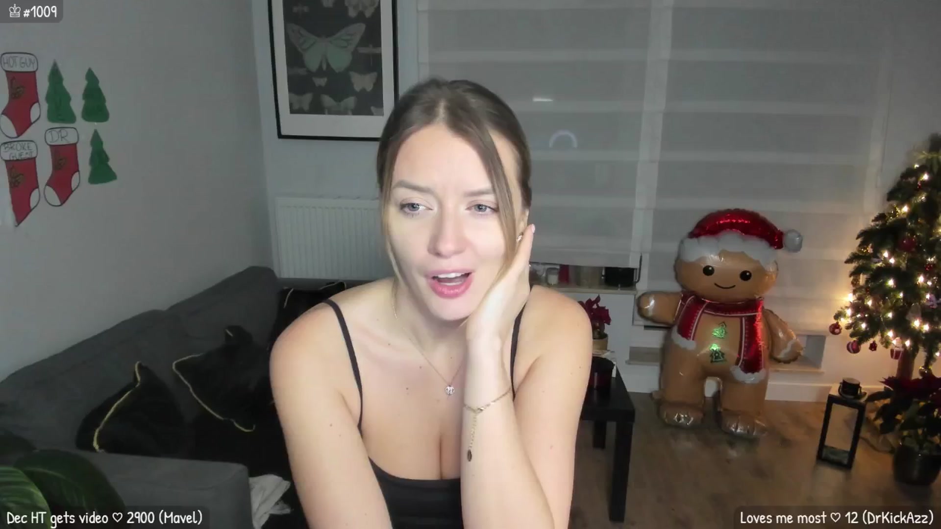 Gallery image thumbnail from MirBee's myfreecams stream on, 12/22/2025, 24:58 image 1 of 20