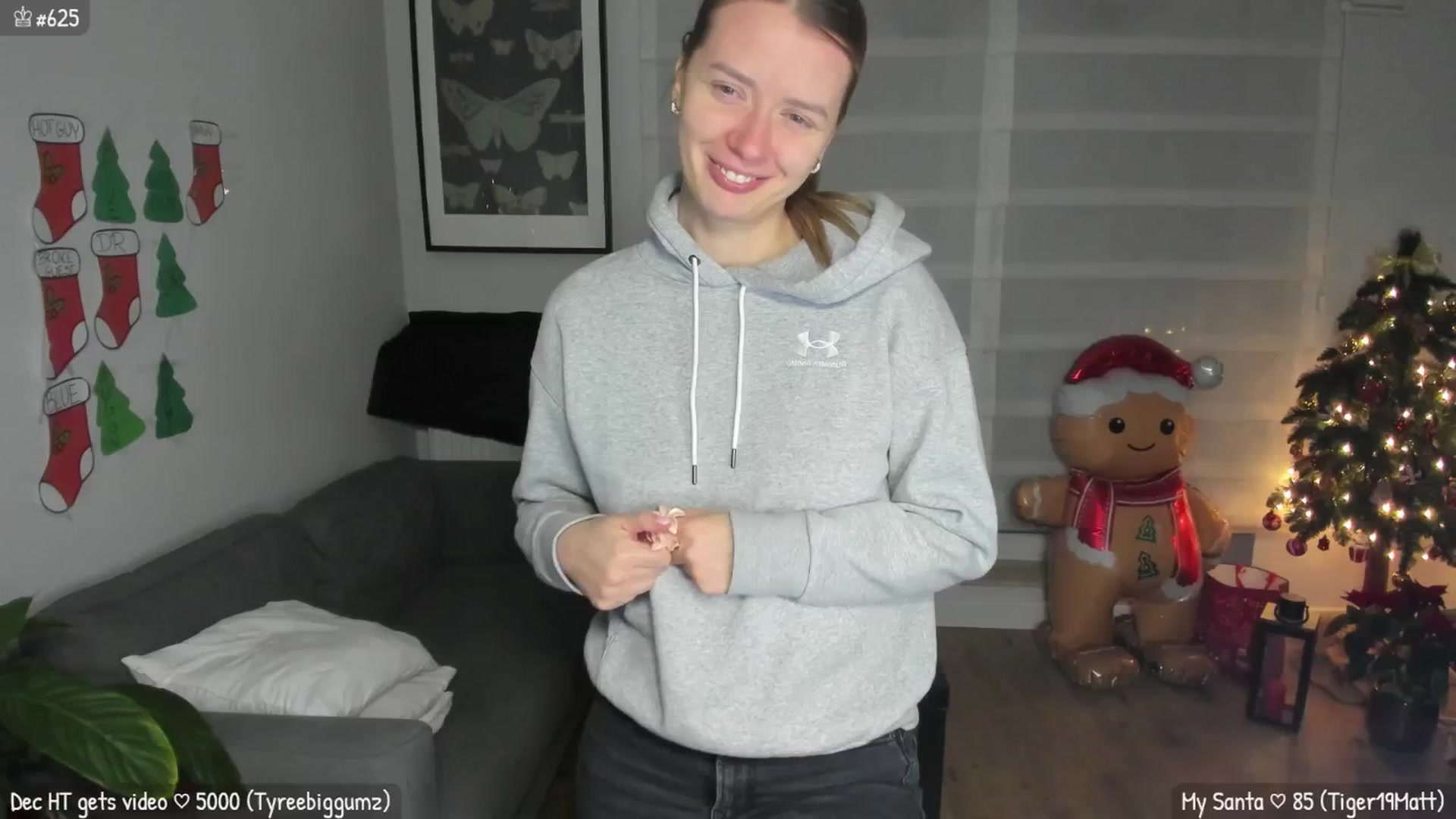 Gallery image thumbnail from MirBee's myfreecams stream on, 12/29/2025, 24:50 image 17 of 20
