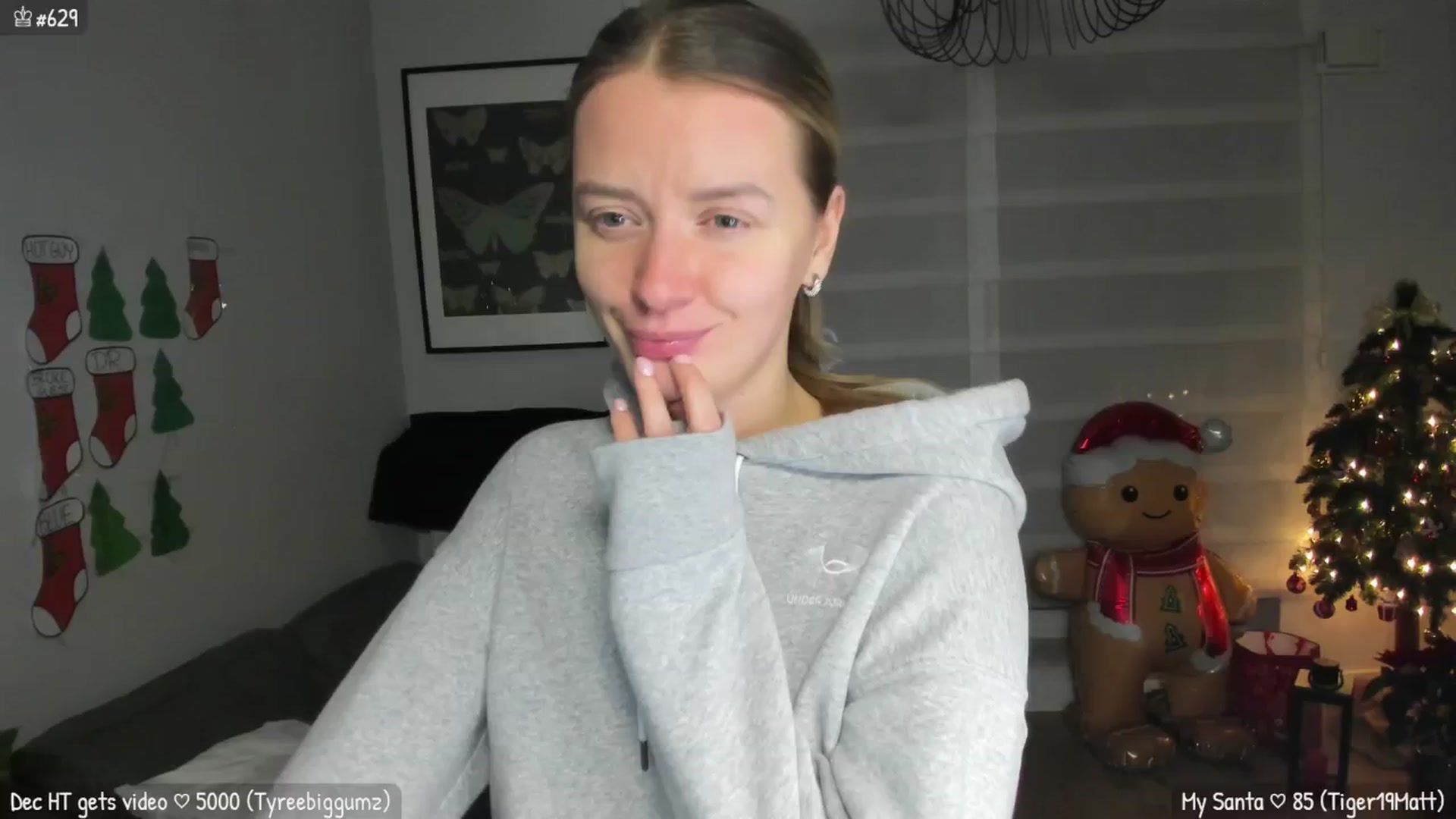 Gallery image thumbnail from MirBee's myfreecams stream on, 12/29/2025, 24:50 image 5 of 20