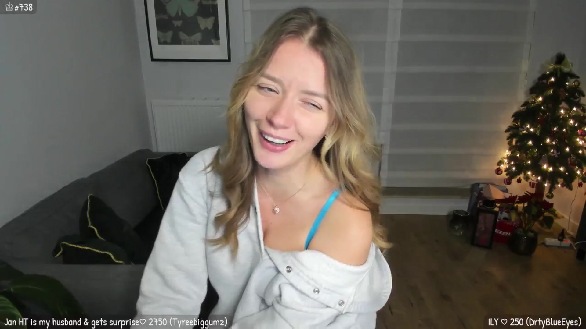 Gallery image thumbnail from MirBee's myfreecams stream on, 01/09/2026, 03:00 image 6 of 20