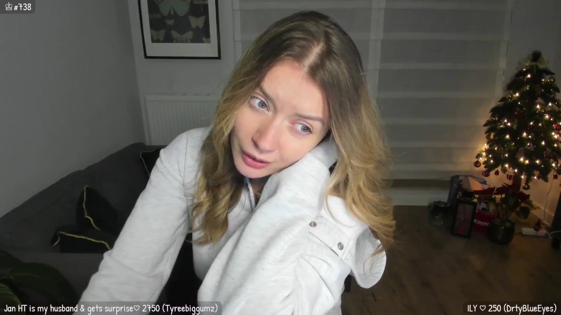 Gallery image thumbnail from MirBee's myfreecams stream on, 01/09/2026, 03:00 image 5 of 20