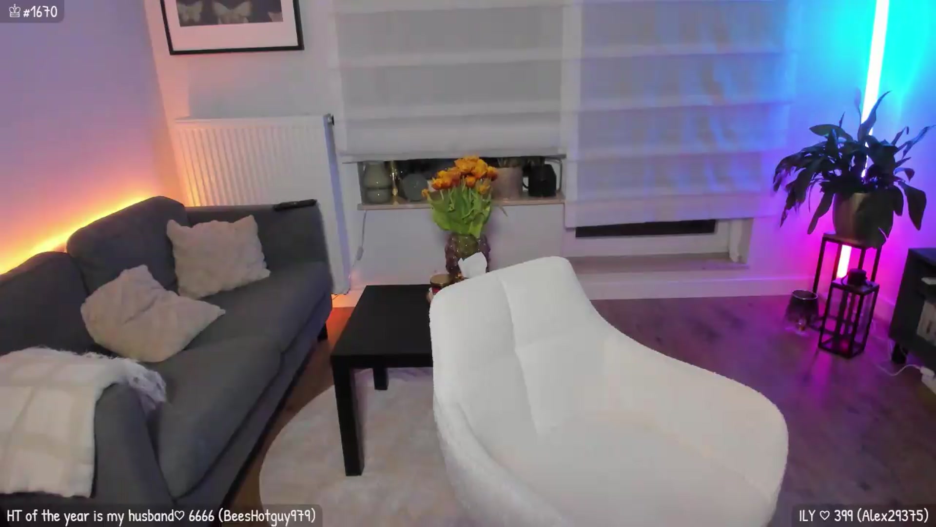 Gallery image thumbnail from MirBee's myfreecams stream on, 05/29/2026, 24:16 image 13 of 20