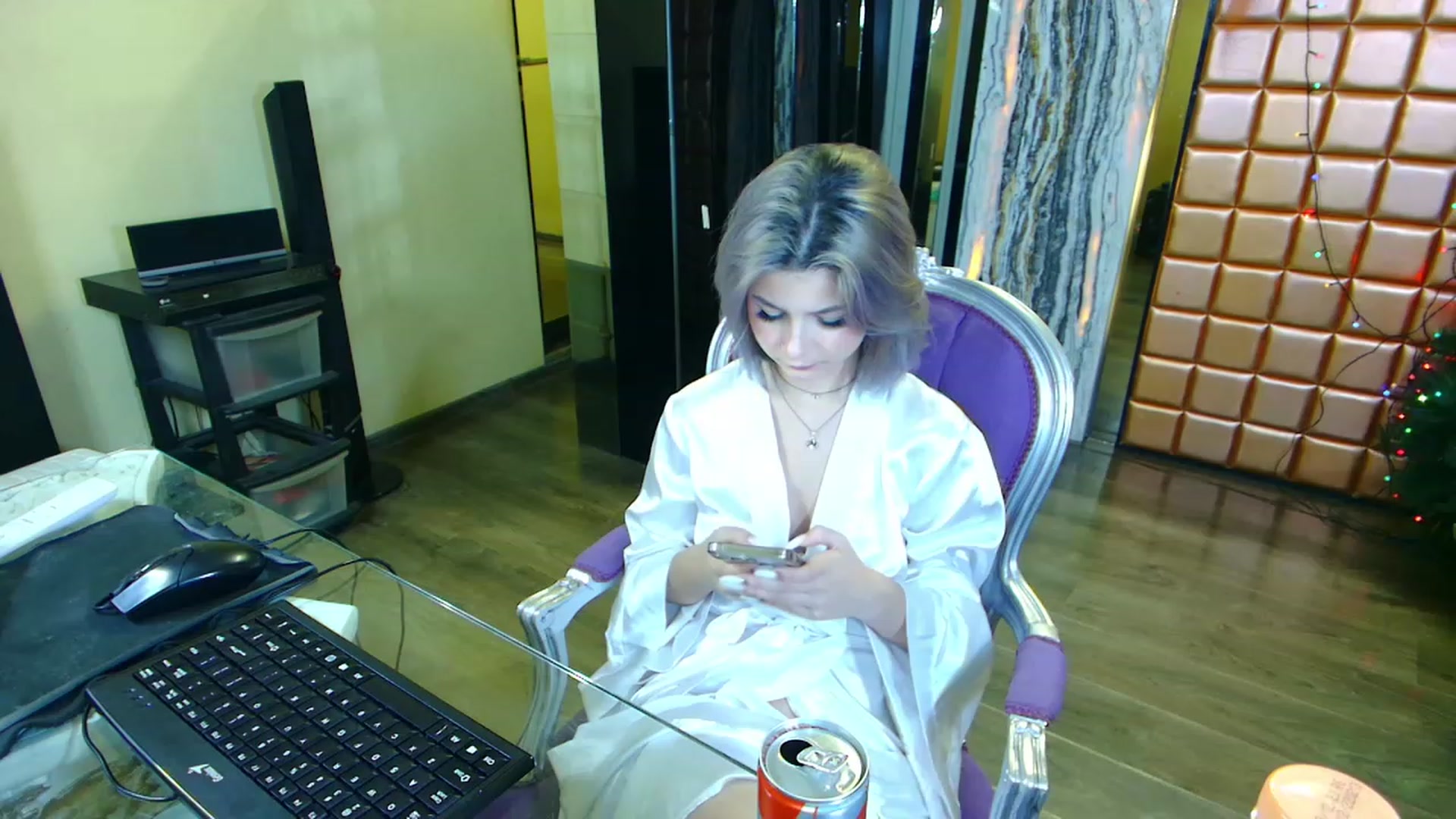 Gallery image thumbnail from Mira18_'s myfreecams stream on, 01/29/2023, 24:08 image 20 of 20