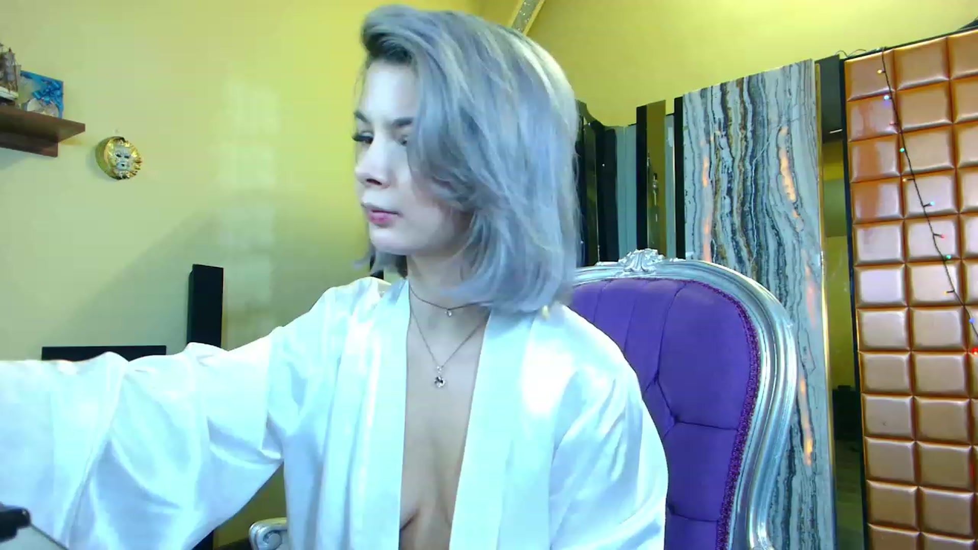 Gallery image thumbnail from Mira18_'s myfreecams stream on, 02/04/2023, 10:21 image 2 of 20