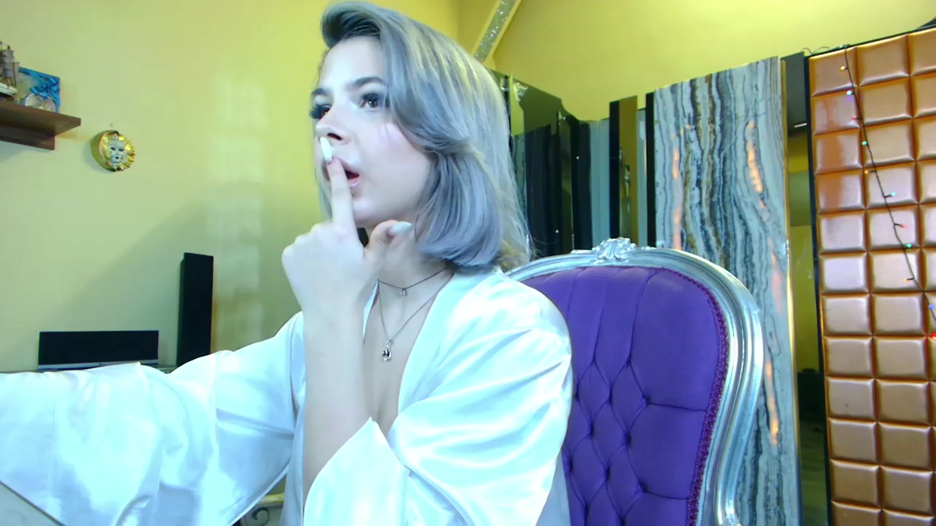 Gallery image thumbnail from Mira18_'s myfreecams stream on, 02/04/2023, 10:21 image 13 of 20