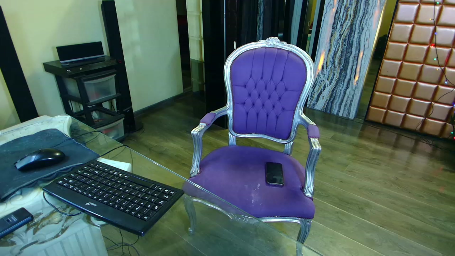 Gallery image thumbnail from Mira18_'s myfreecams stream on, 02/05/2023, 13:10 image 16 of 20