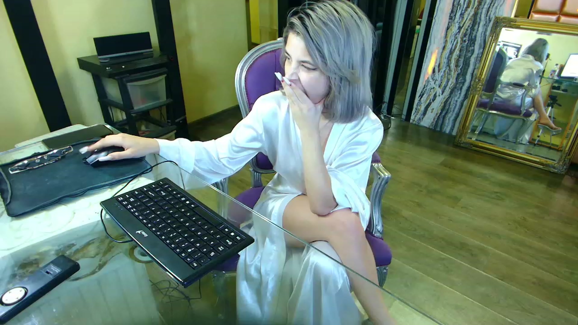 Gallery image thumbnail from Mira18_'s myfreecams stream on, 02/13/2023, 02:40 image 19 of 20